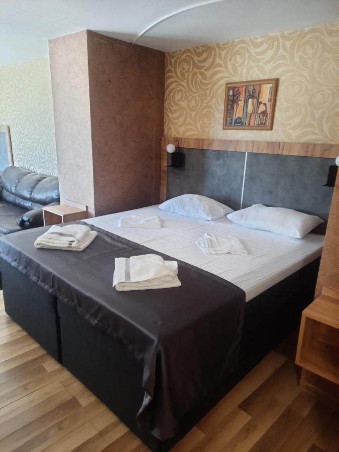 Hotel Toro Negro 골든샌드 외부 사진