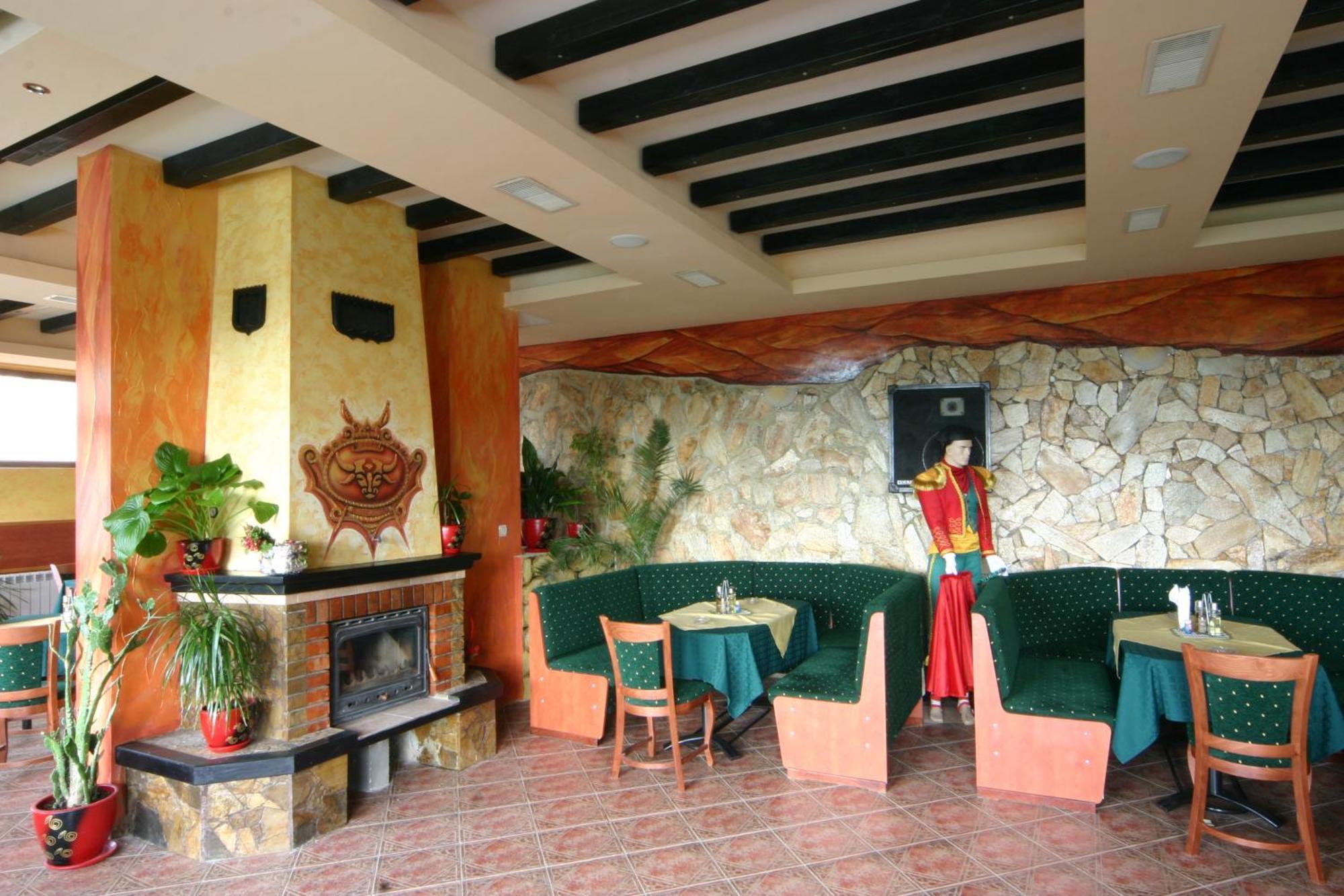 Hotel Toro Negro 골든샌드 외부 사진